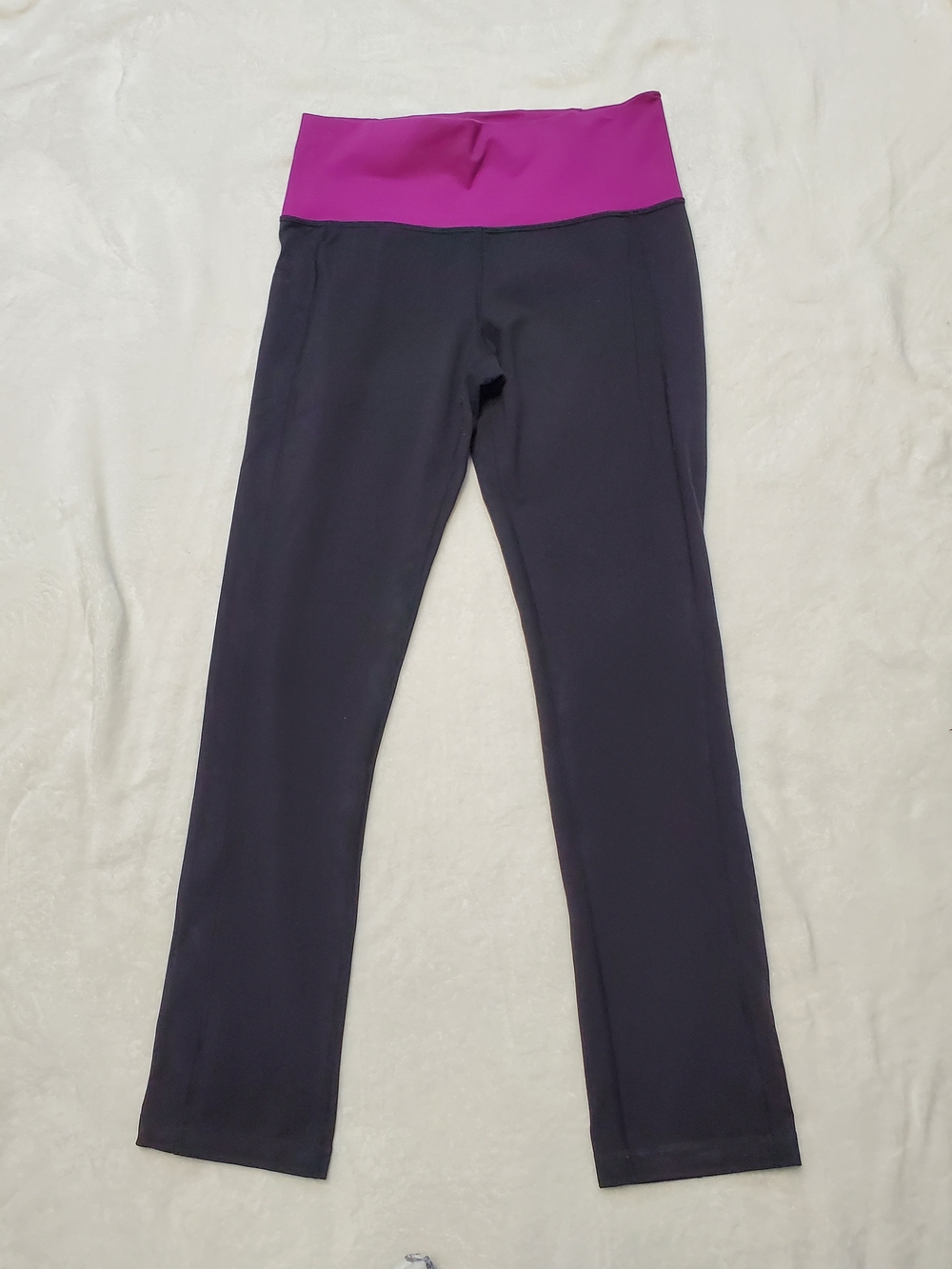lululemon athletica Black Leggings with Magenta Waistband